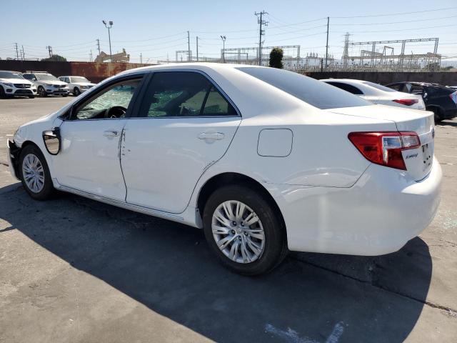  TOYOTA CAMRY 2014 Biały
