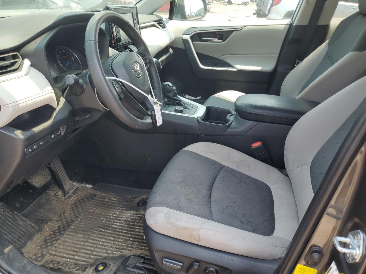2022 Toyota Rav4 Xle VIN: 4T3RWRFV1NU054343 Lot: 65013855