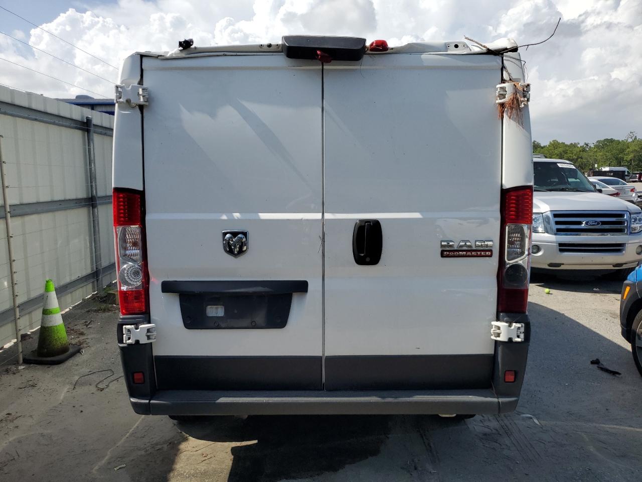 3c6lrvag5me564842 3C6LRVAG5ME564842 2021 Ram Promaster 1500 1500 Standard