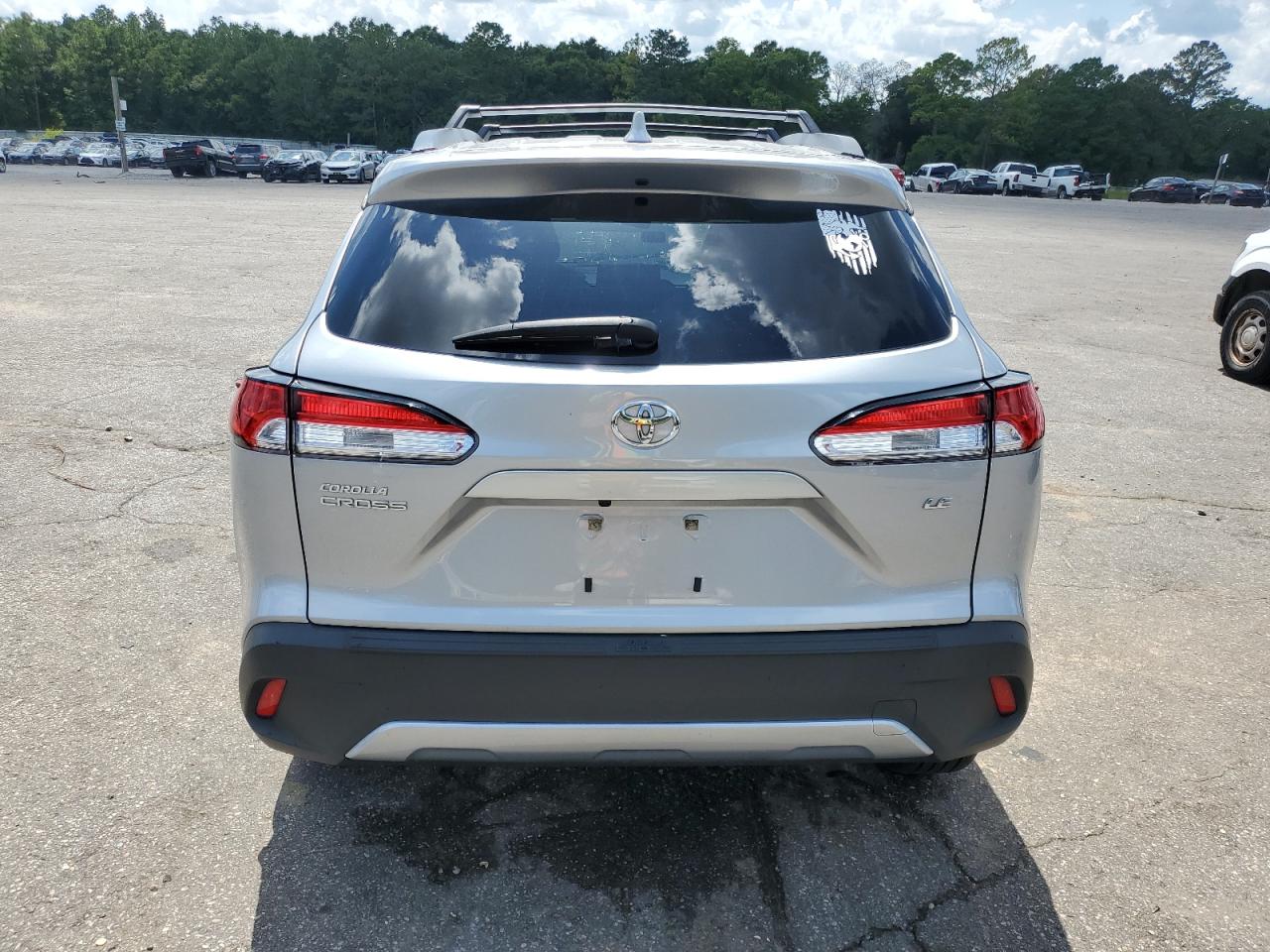 2022 Toyota Corolla Cross Le VIN: 7MUBAAAG4NV013920 Lot: 64260345