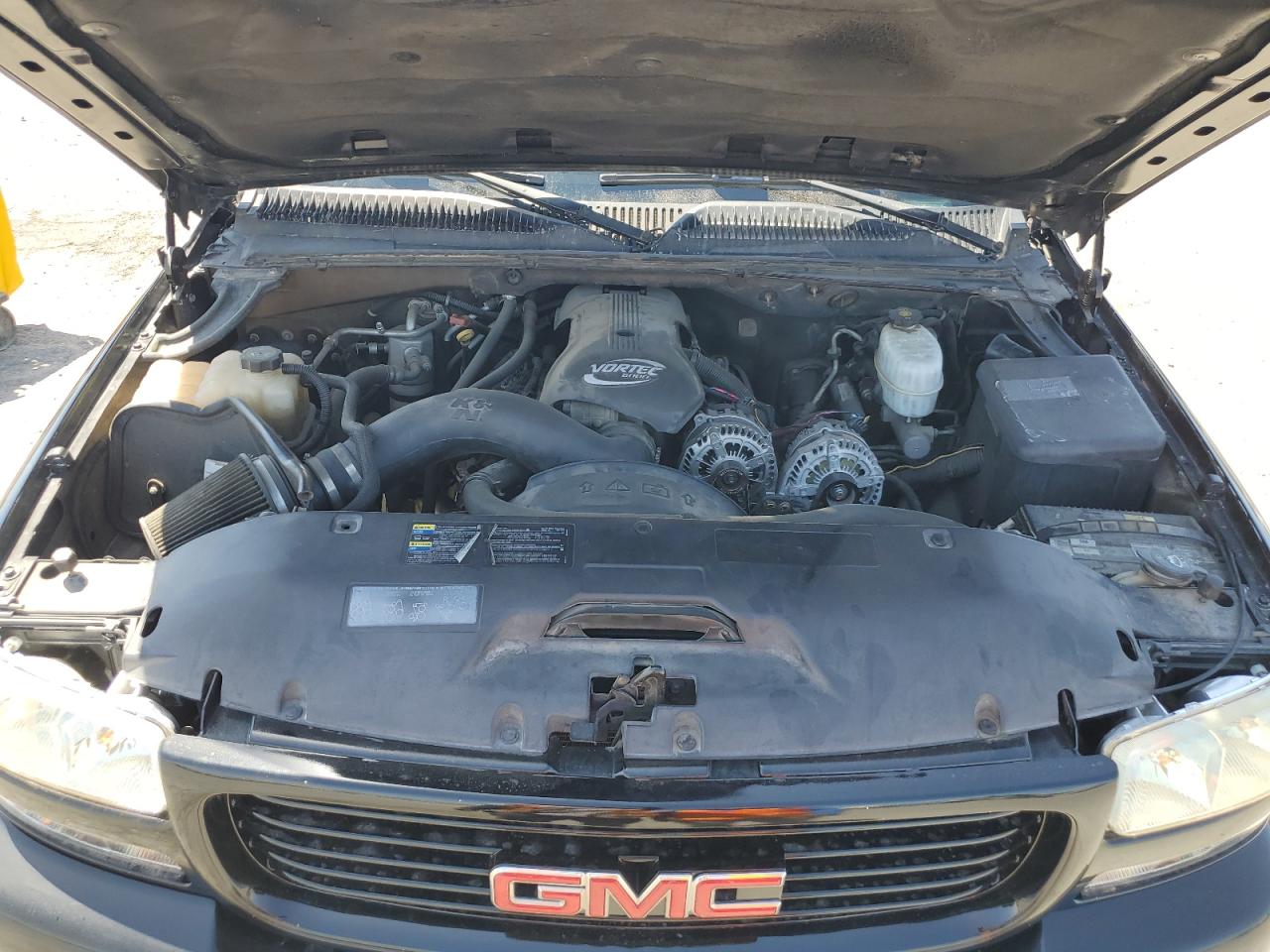 2004 GMC Yukon VIN: 1GKEC13V44R246842 Lot: 64455875