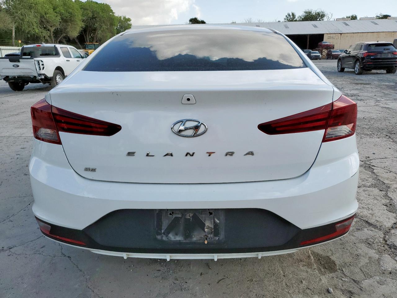 2019 Hyundai Elantra Se VIN: 5NPD74LF3KH461963 Lot: 63743675