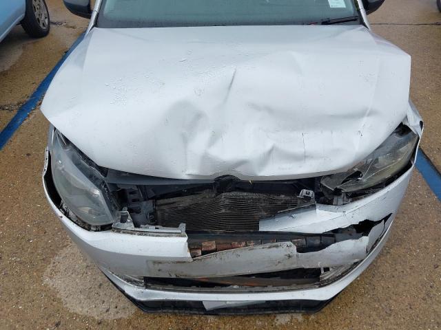 2012 VOLKSWAGEN POLO S 60