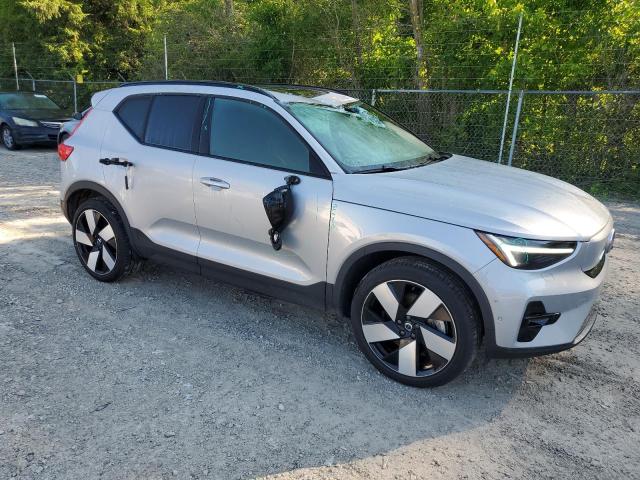  VOLVO XC40 2023 Silver
