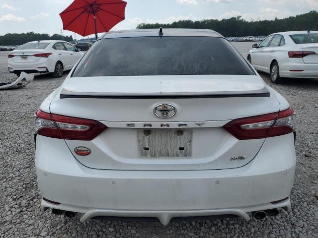  TOYOTA CAMRY 2018 White