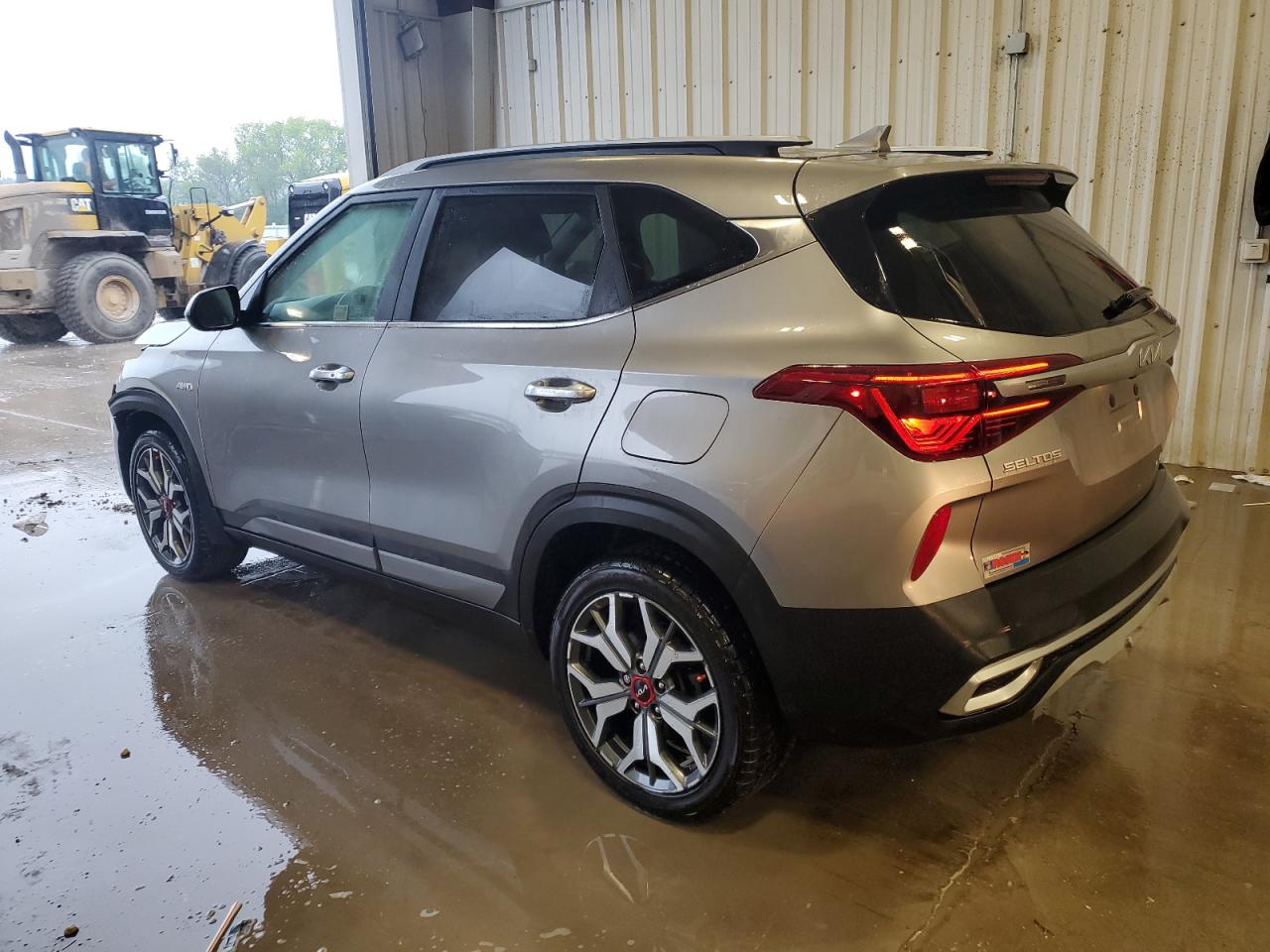 2023 Kia Seltos Sx VIN: KNDETCA29P7368810 Lot: 66737505