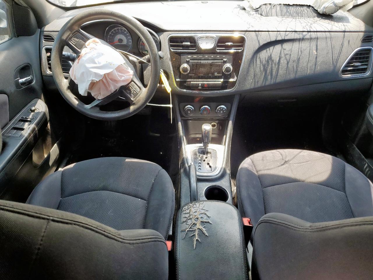2012 Chrysler 200 Lx VIN: 1C3CCBABXCN318266 Lot: 64618215