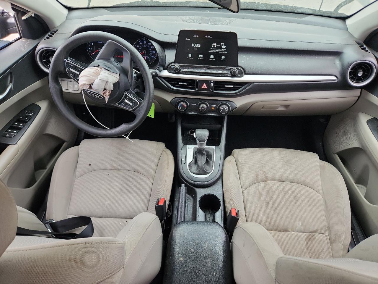 3KPF24AD2ME288534 2021 Kia Forte Fe