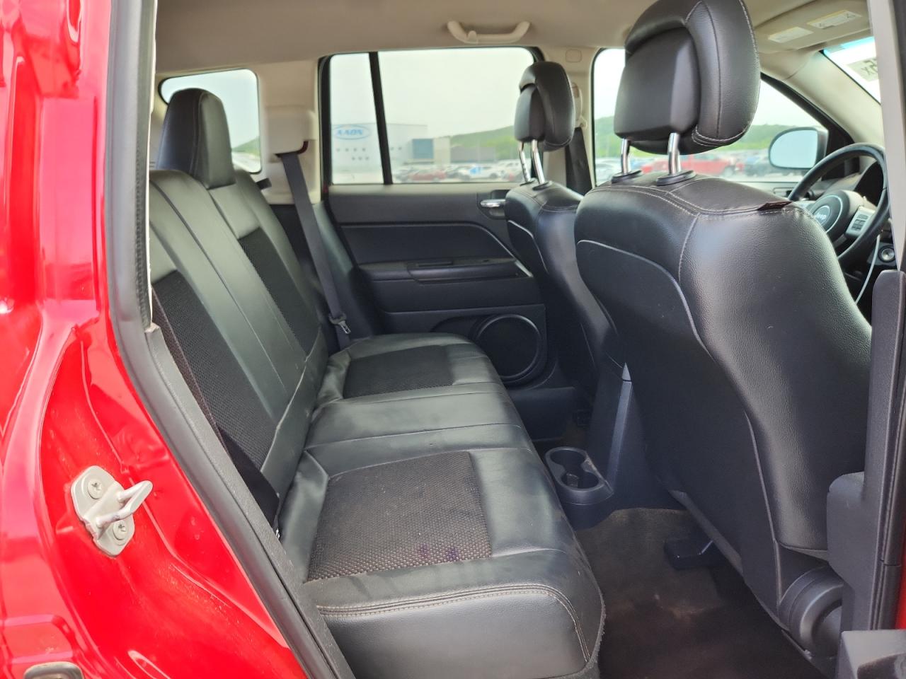 2016 Jeep Compass Sport VIN: 1C4NJCBAXGD727000 Lot: 64591555