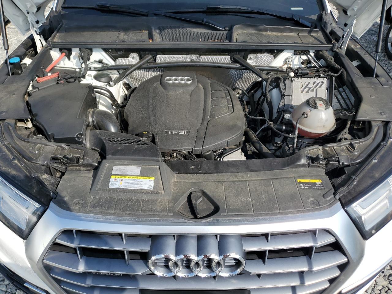 wa1bnafy0j2205881 WA1BNAFY0J2205881 2018 Audi Q5 Premium Plus