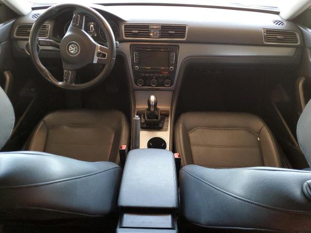 Sedans VOLKSWAGEN PASSAT 2014 Biały
