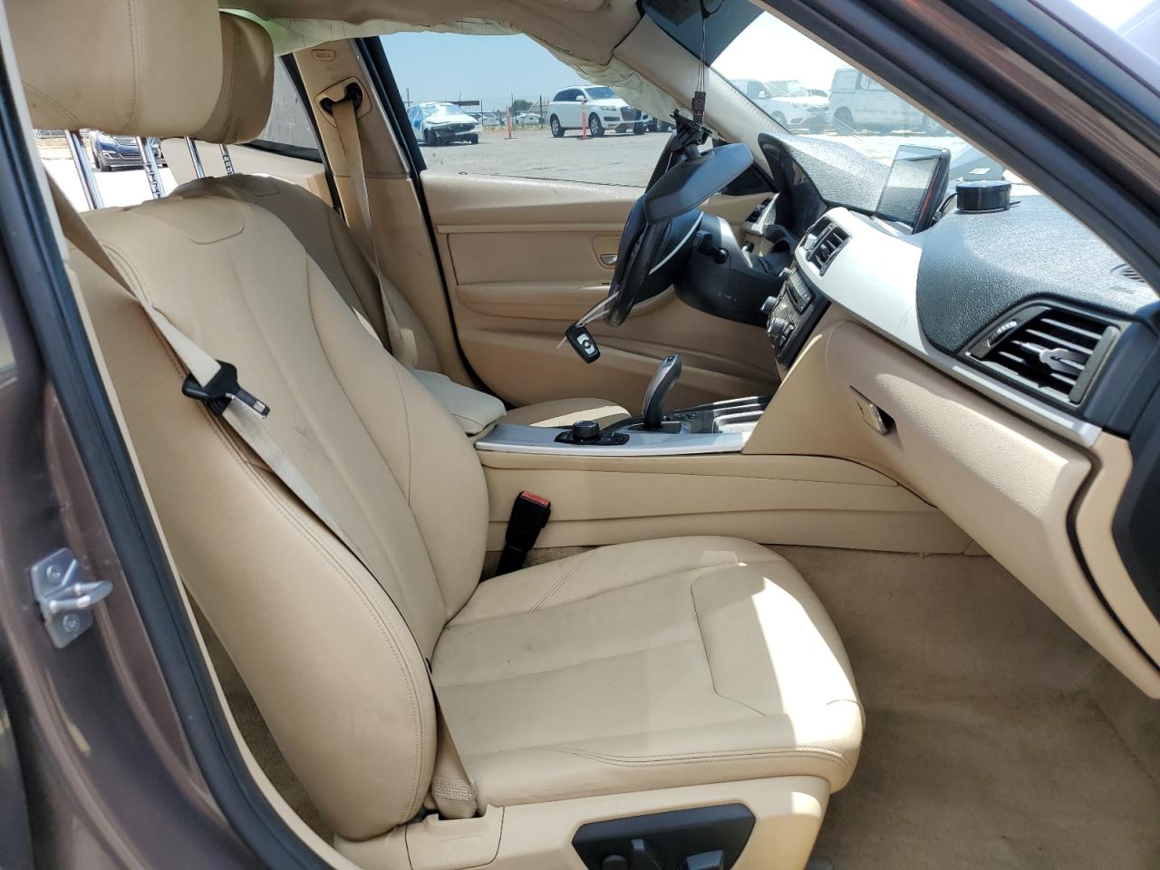 2014 BMW 320 I VIN: WBA3B1C54EK131137 Lot: 64890455
