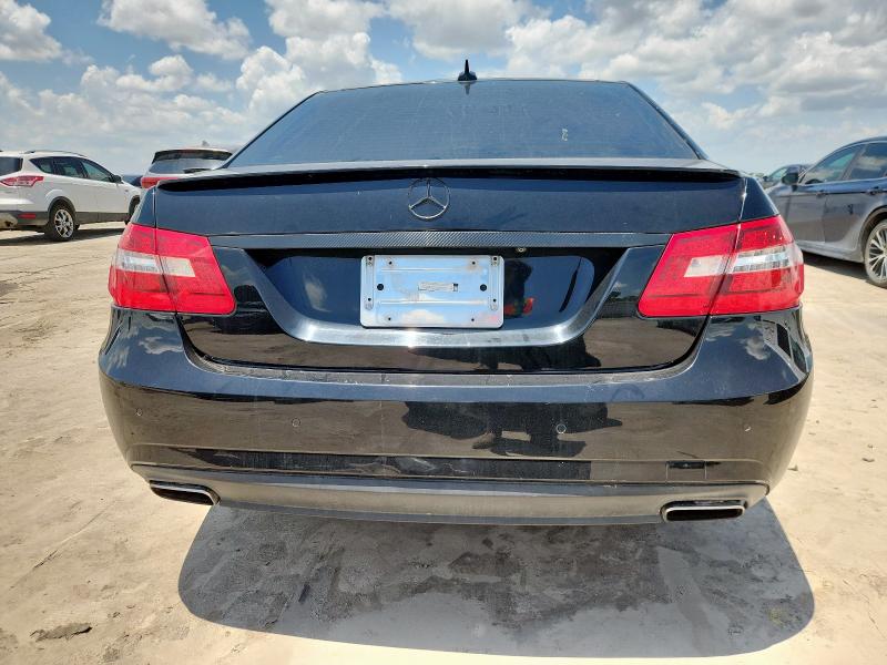  MERCEDES-BENZ E-CLASS 2013 Czarny