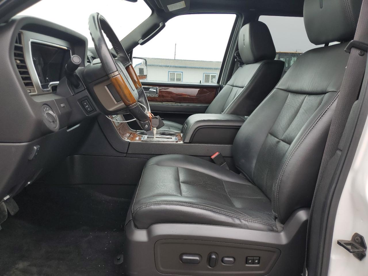 5lmjj2j5xcel02466 5LMJJ2J5XCEL02466 2012 Lincoln Navigator