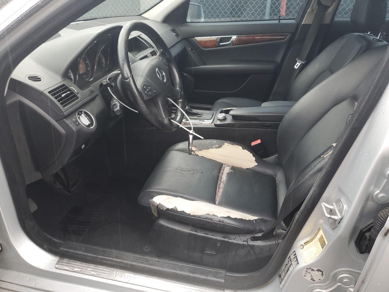 2011 Mercedes-Benz C 300 VIN: WDDGF5EB8BF632917 Lot: 64001935