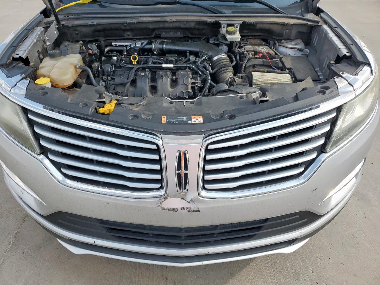 5LMCJ2C94GUJ30360 2016 Lincoln Mkc Select