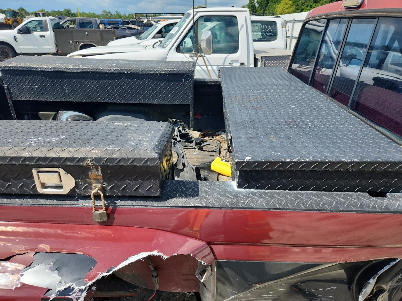 1989 Ford F350 VIN: 1FTJF35MXKN820720 Lot: 63302865