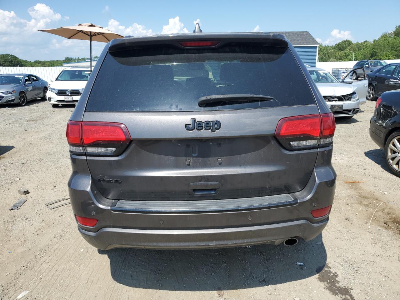 2018 Jeep Grand Cherokee Laredo VIN: 1C4RJFAG4JC390054 Lot: 65263375