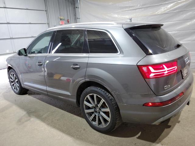 Паркетники AUDI Q7 2017 Серый