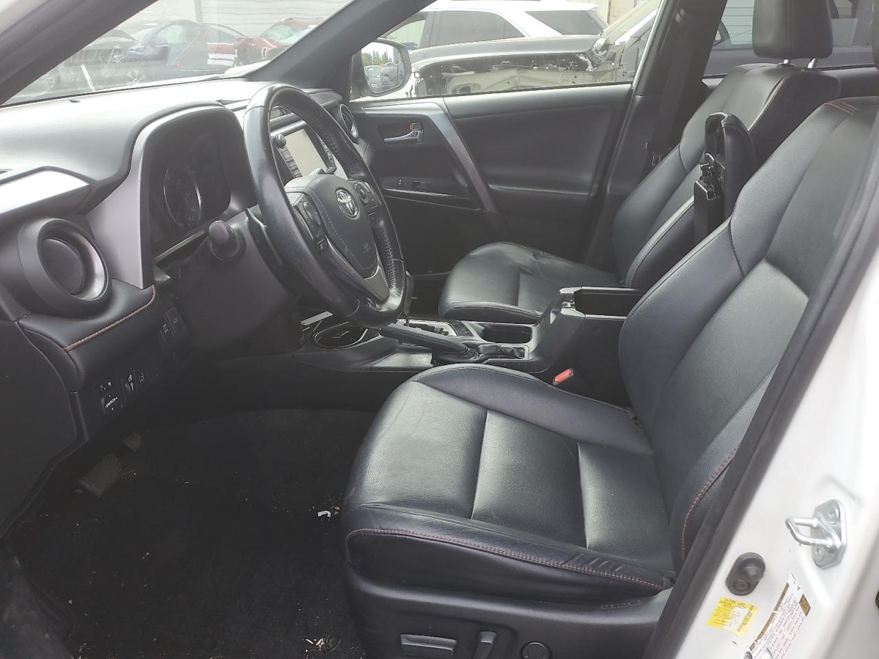 2017 Toyota Rav4 Se VIN: JTMJFREV9HJ166664 Lot: 63703925