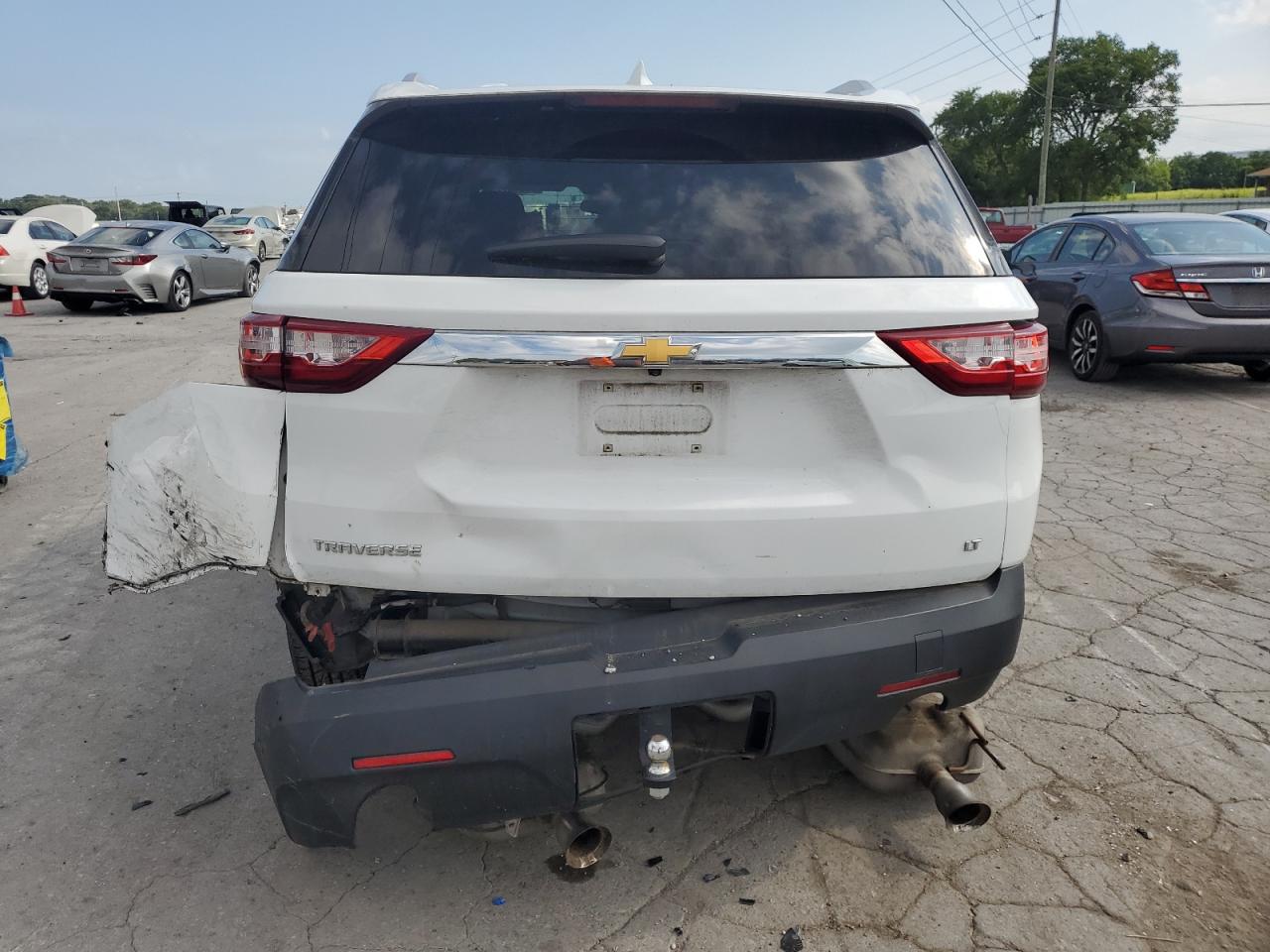 2018 Chevrolet Traverse Lt VIN: 1GNERGKW1JJ205318 Lot: 65215775