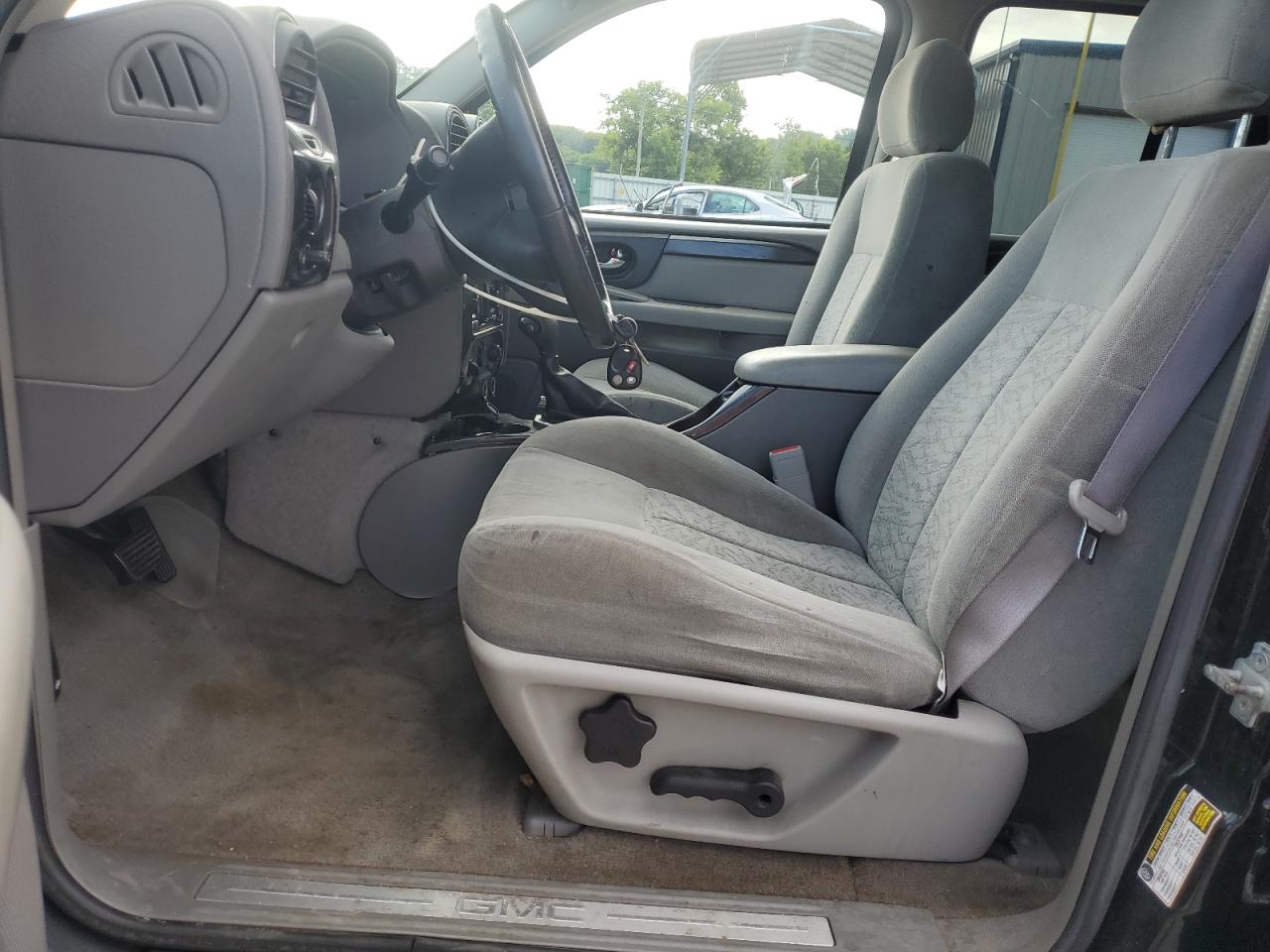 2005 GMC Envoy VIN: 1GKDT13S752141739 Lot: 65142425