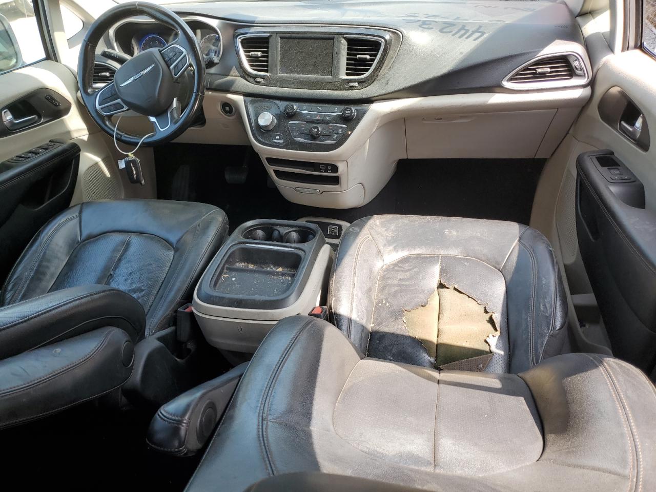 2020 Chrysler Pacifica Touring L VIN: 2C4RC1BG9LR131498 Lot: 63033855