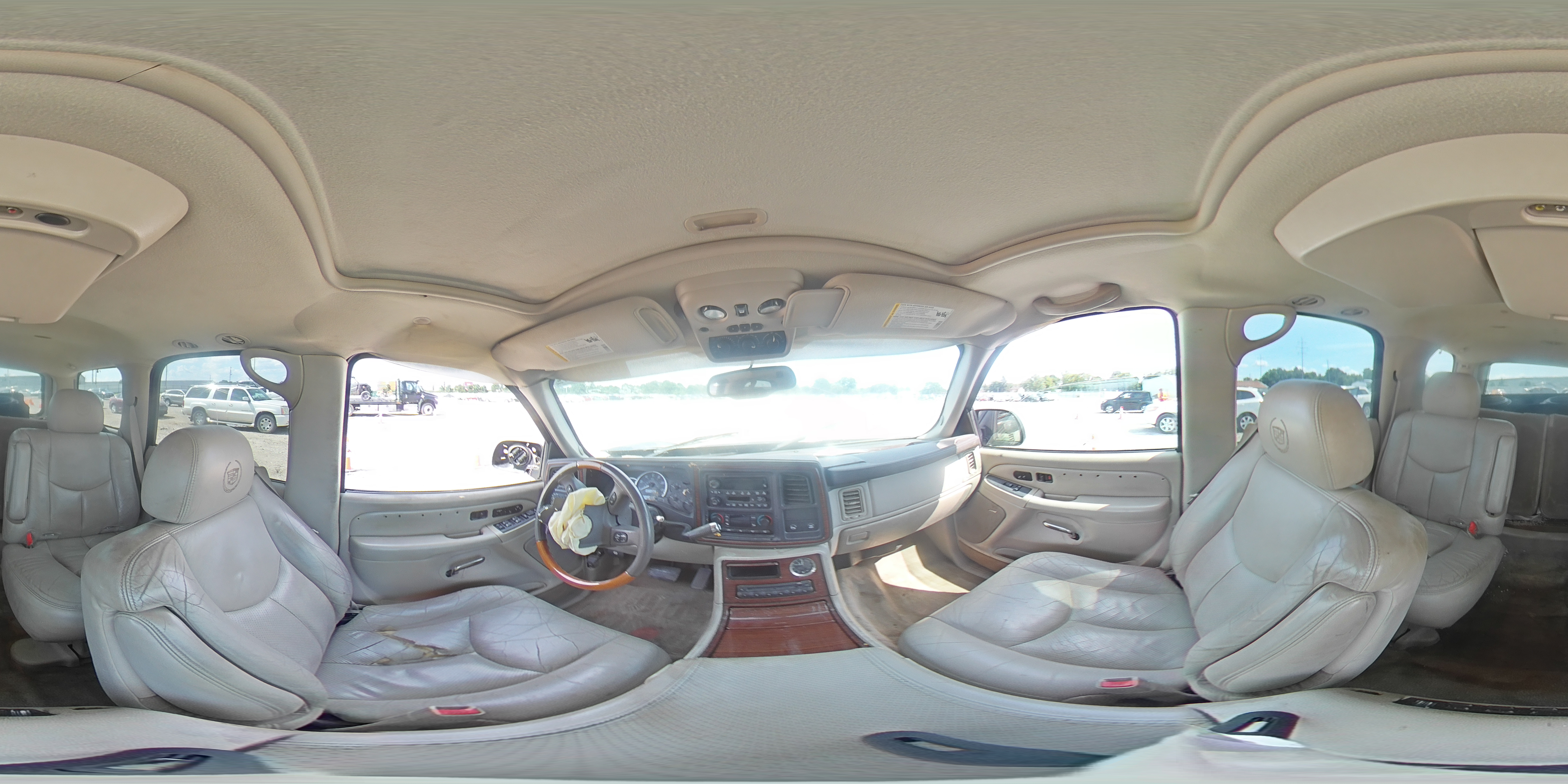 2004 Cadillac Escalade Luxury VIN: 1GYEK63N84R236563 Lot: 63245795