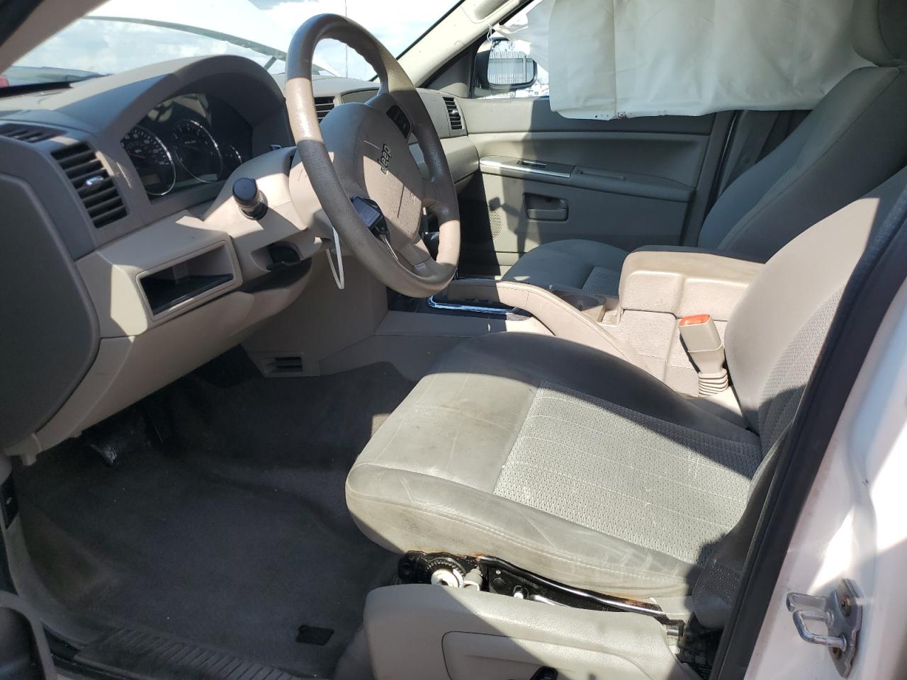 2007 Jeep Grand Cherokee Laredo VIN: 1J8GS48K47C684669 Lot: 64285735