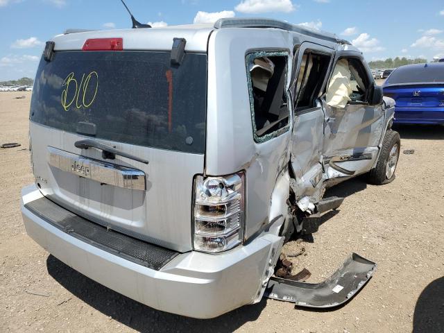  JEEP LIBERTY 2012 Srebrny