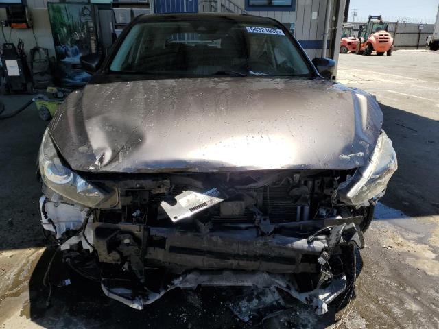  MAZDA 3 2018 Srebrny