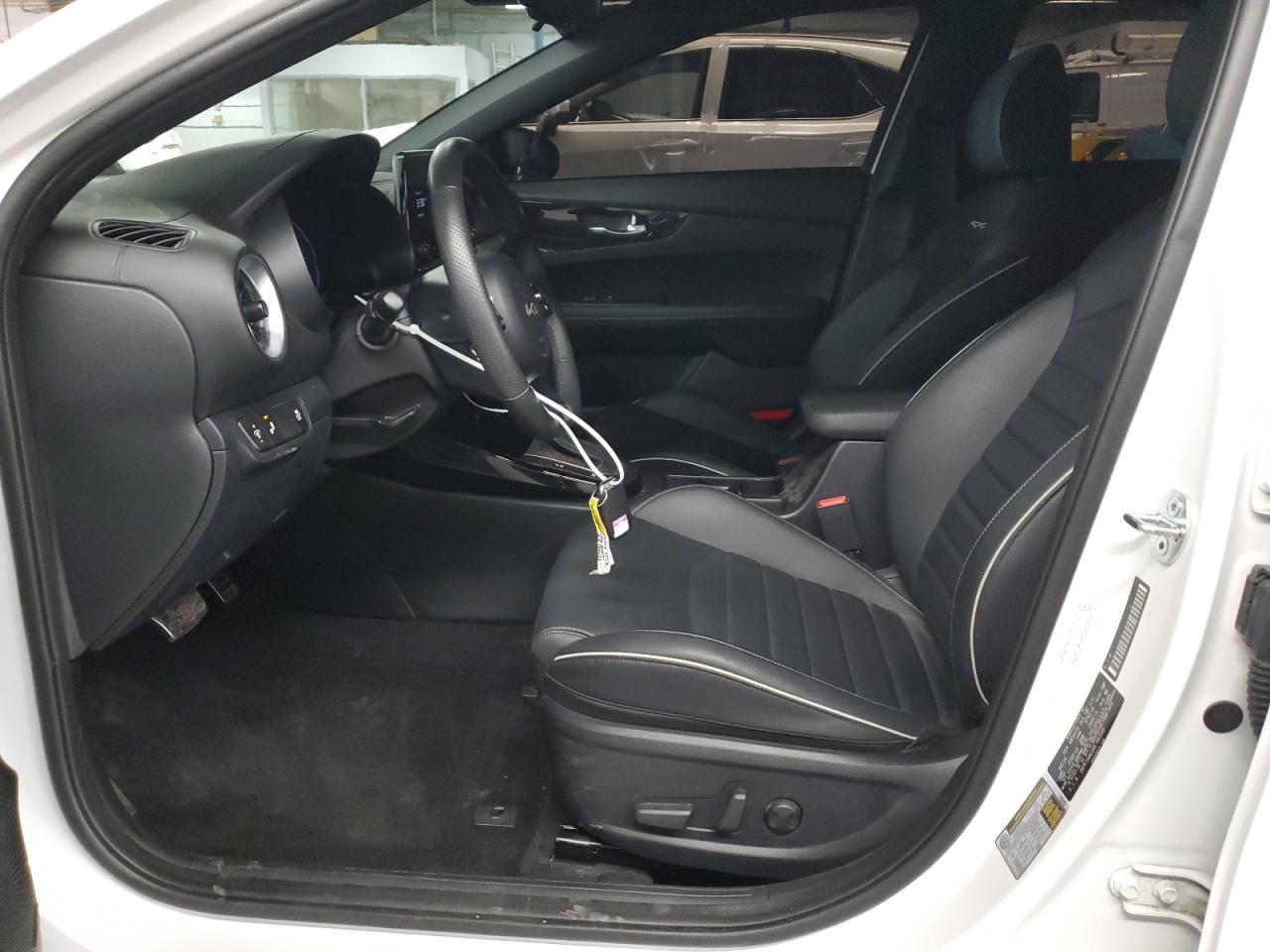 2024 Kia Forte Gt Line VIN: 3KPF54AD3RE784540 Lot: 64392025