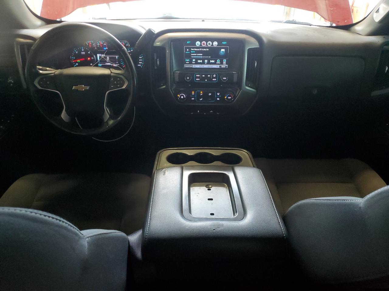 2018 Chevrolet Silverado C1500 Lt VIN: 1GCRCREC4JZ156139 Lot: 65228475