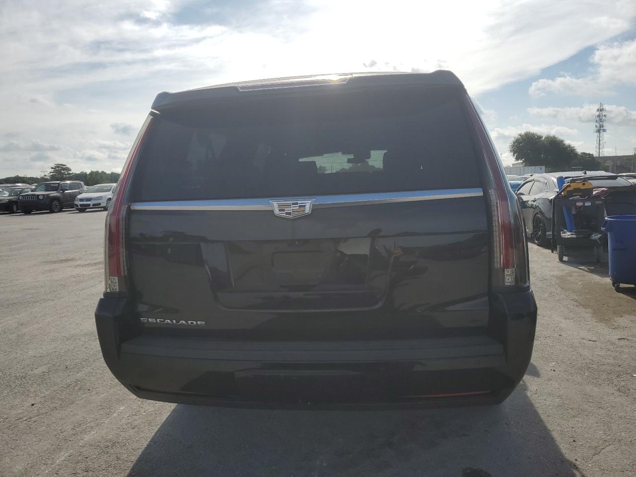 2018 Cadillac Escalade Esv Platinum VIN: 1GYS4KKJ6JR360069 Lot: 63499335
