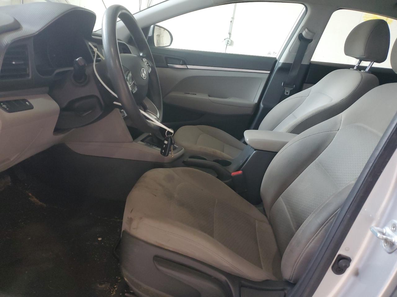 2019 Hyundai Elantra Se VIN: 5NPD74LF5KH412490 Lot: 64608545