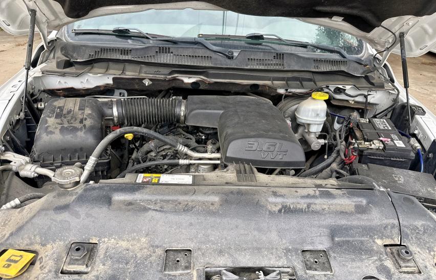  RAM 1500 2020 Biały