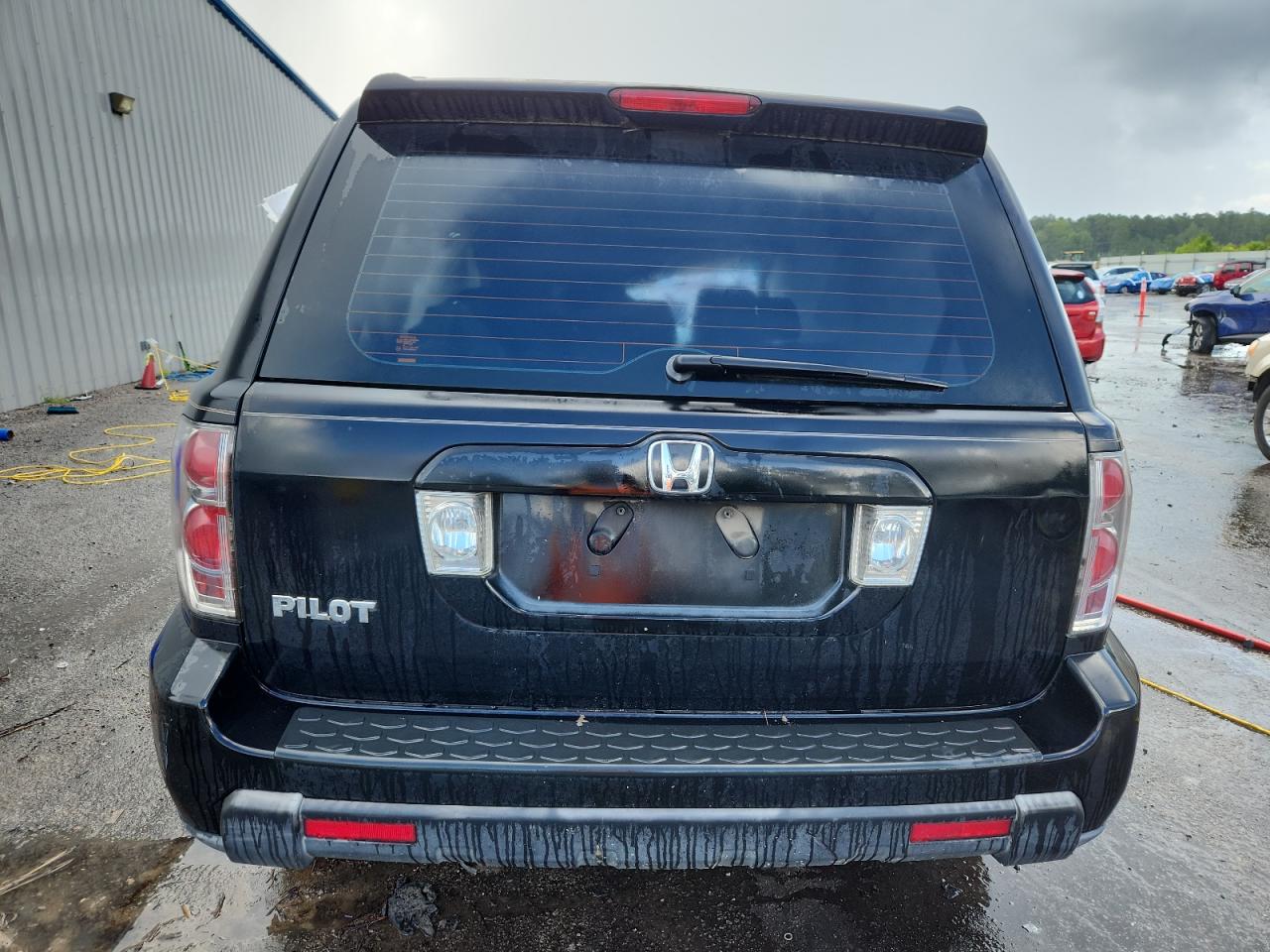 2007 Honda Pilot Lx VIN: 5FNYF28147B034061 Lot: 65040695