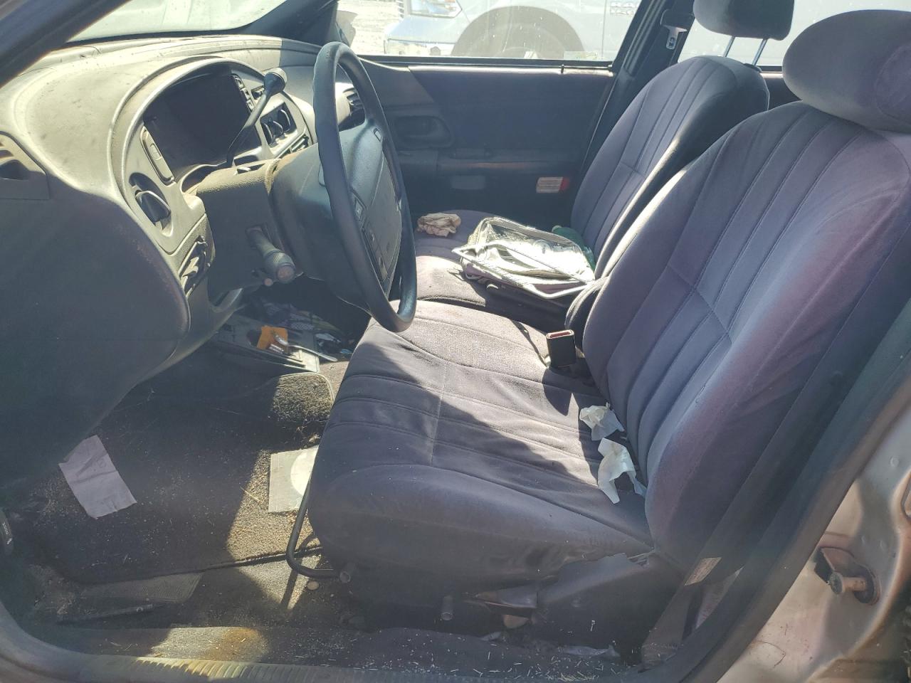 1992 Ford Taurus Gl VIN: 1FACP52U2NG210769 Lot: 64149115