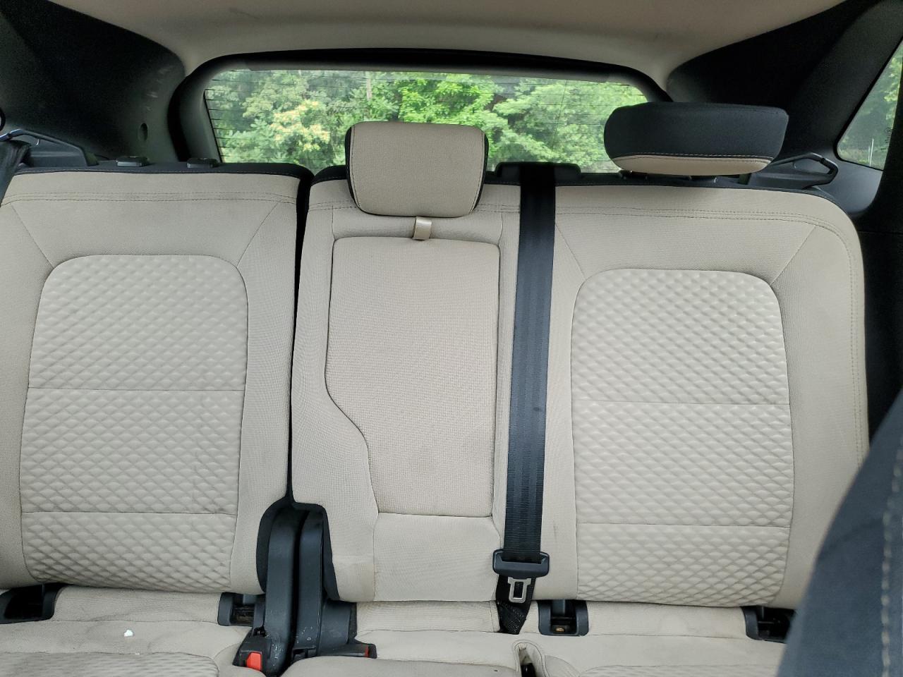 VIN: 1FMCU9G67LUA85184 2020 FORD ESCAPE