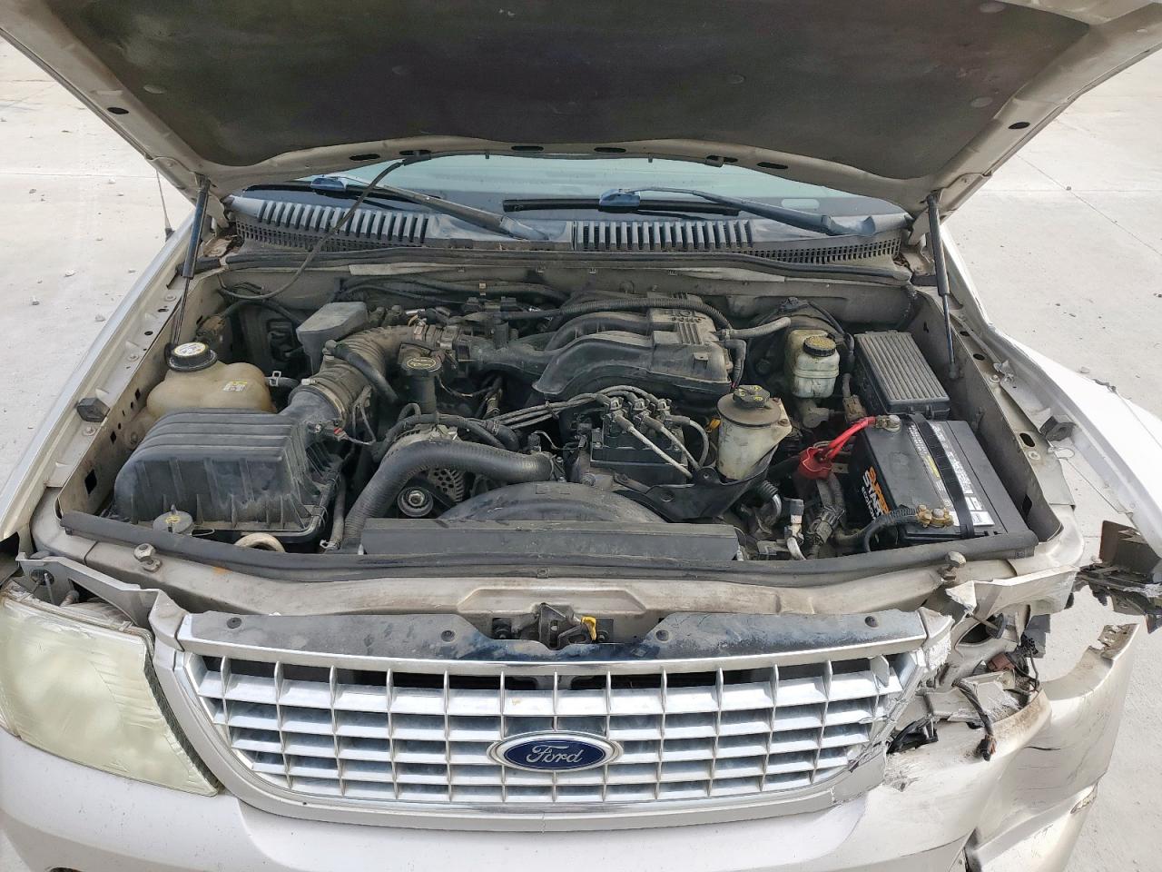 2005 Ford Explorer Xlt VIN: 1FMZU63K75ZA05884 Lot: 62812105