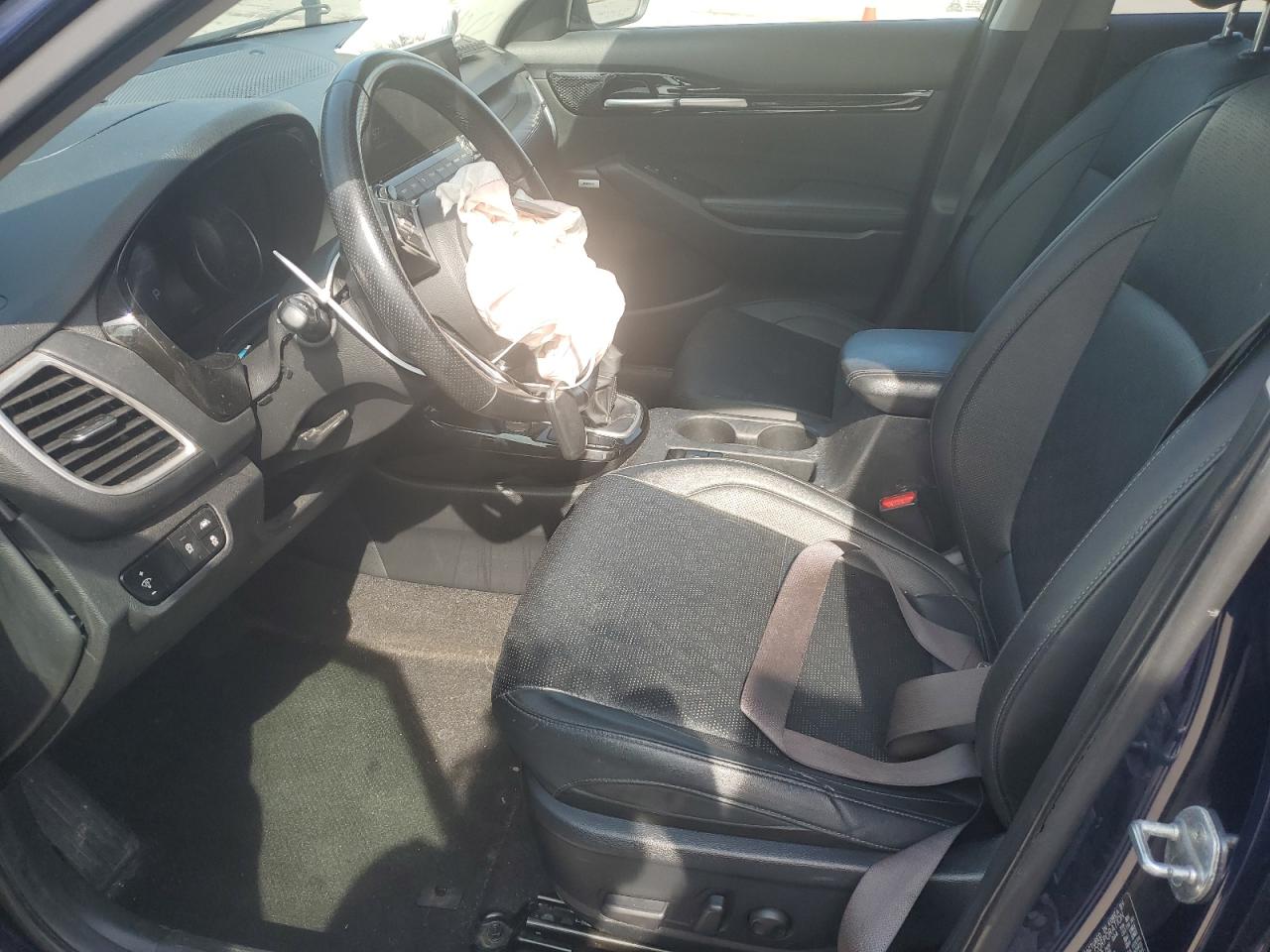 2022 Kia Seltos Sx VIN: KNDETCA25N7273383 Lot: 66104305