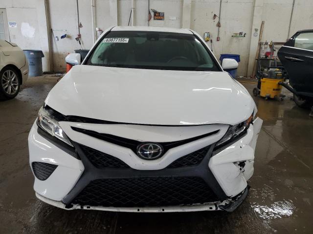  TOYOTA CAMRY 2019 White