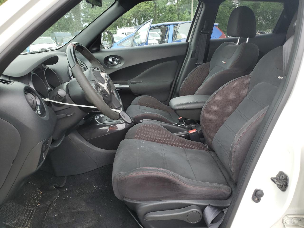 2013 Nissan Juke S VIN: JN8AF5MV9DT230585 Lot: 63706875