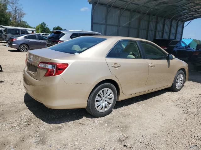 Sedans TOYOTA CAMRY 2012 Beżowy