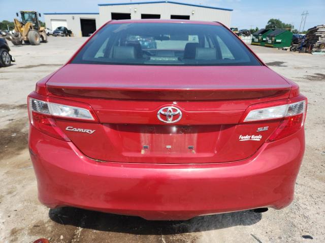  TOYOTA CAMRY 2014 Czerwony