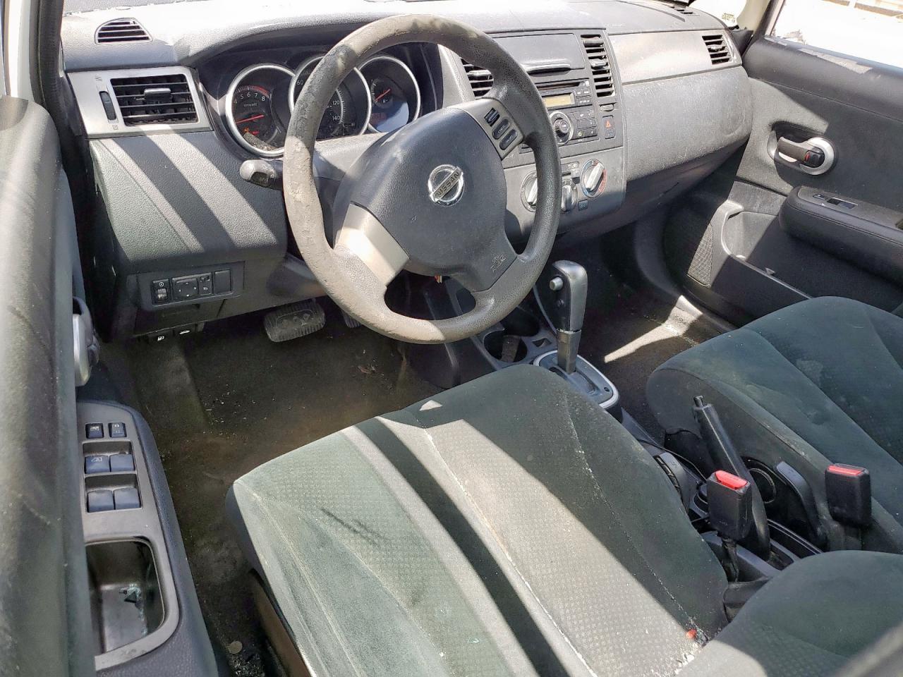 2010 Nissan Versa S VIN: 3N1BC1AP9AL415391 Lot: 64857805