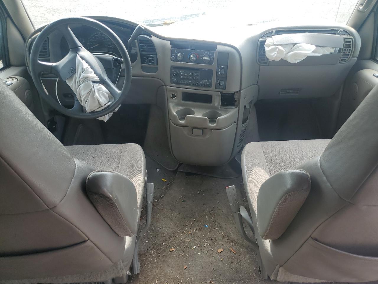2003 Chevrolet Astro VIN: 1GNDM19X33B141818 Lot: 64493255