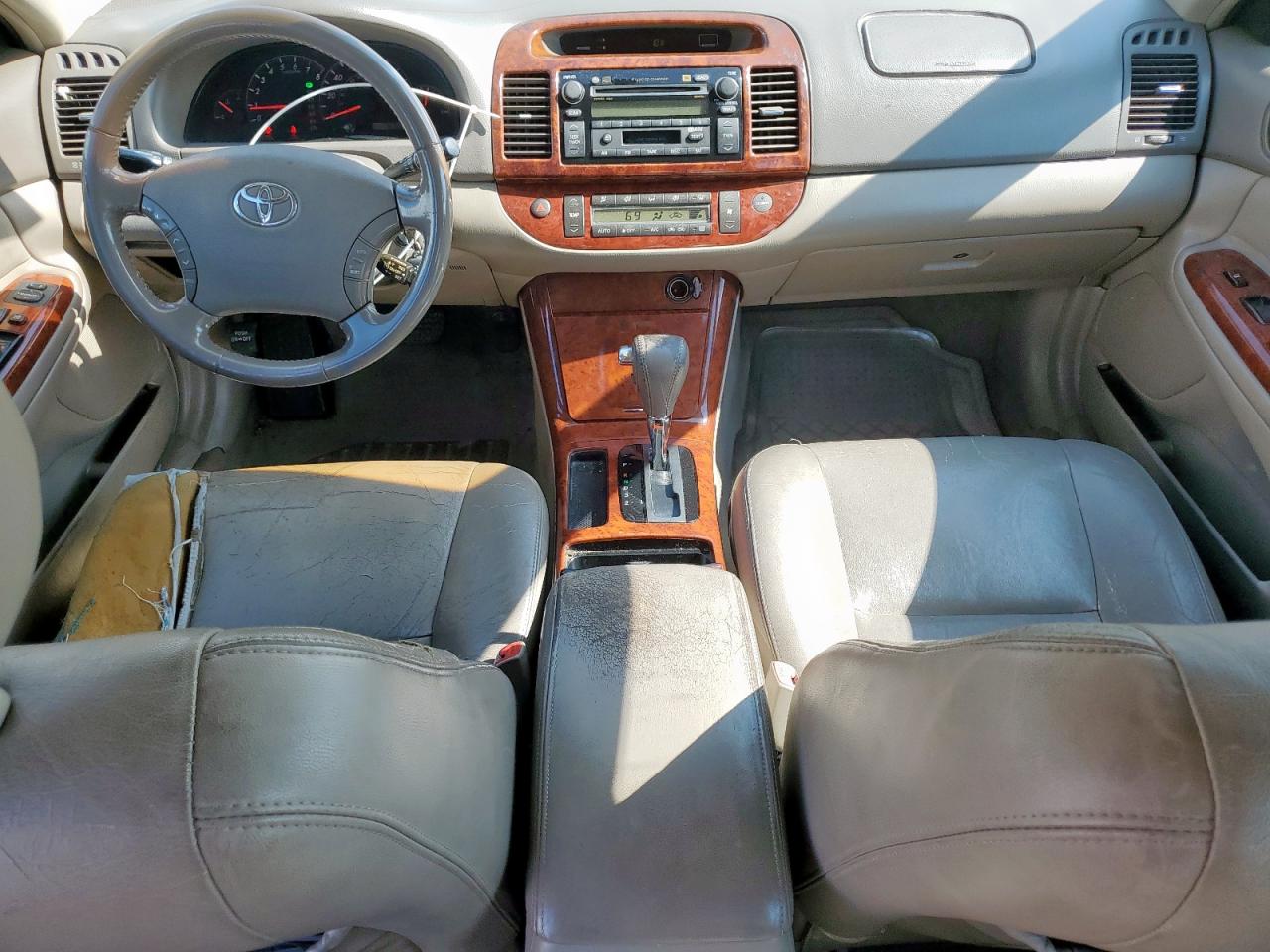 2005 Toyota Camry Le VIN: 4T1BE32K55U968777 Lot: 64101515