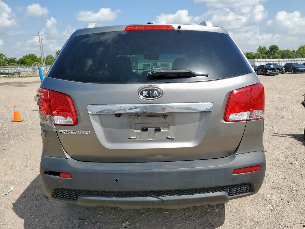 2012 Kia Sorento Base VIN: 5XYKT3A62CG302568 Lot: 66666455