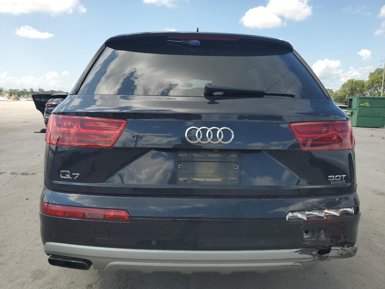 2017 Audi Q7 Prestige VIN: WA1VAAF75HD028162 Lot: 64215175